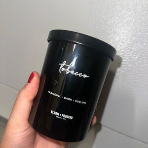 Bloom and prosper tobacco candle scented 🤍✨